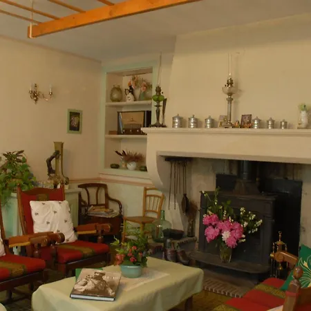 Bed & Breakfast Spacieuses Avec Salle D'eau, Salon Cheminee, Jardin Detente - Lorraine - Fr-1-585-143 *