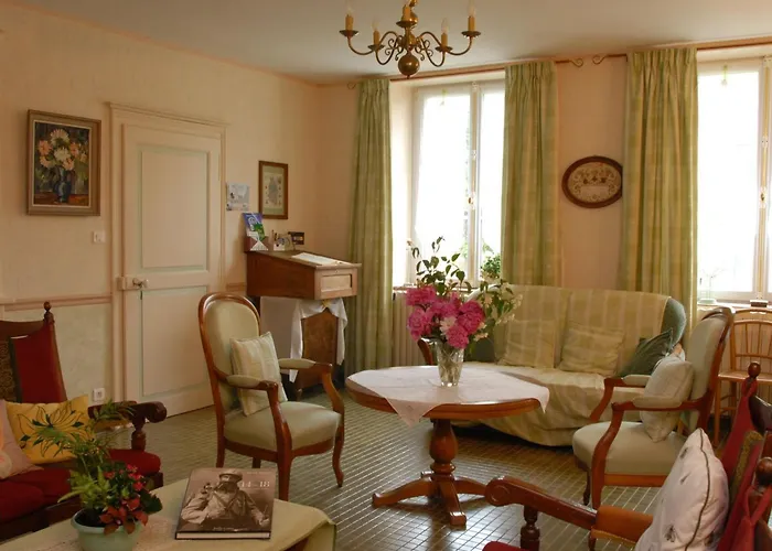 Spacieuses Avec Salle D'eau, Salon Cheminee, Jardin Detente - Lorraine - Fr-1-585-143